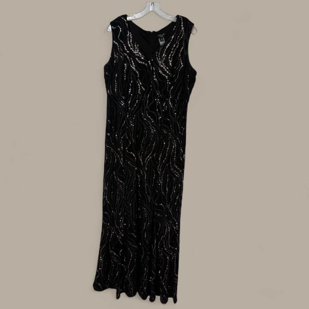 Black Sleeveless Sequin Dress